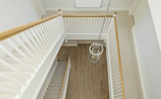 Vorteile von Holztreppen: Langlebigkeit und Eleganz für viele Jahre