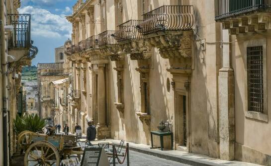 Co wyróżnia pielgrzymkę na Maltę spośród innych podróży?