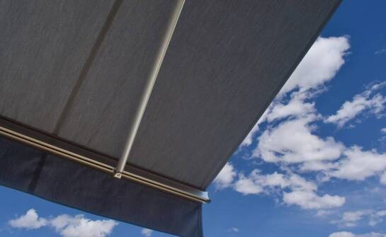 Jak wybrać idealny żagiel na taras dla domu?