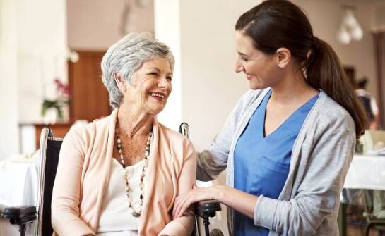 Jakie są kluczowe aspekty współpracy dla opiekunek z niemieckimi seniorami?