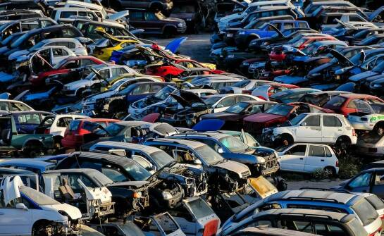 Złomowanie aut w Krakowie – jak przebiega proces od A do Z?