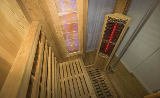 Budowa sauny na wymiar – jakie są opcje dla różnych budżetów?