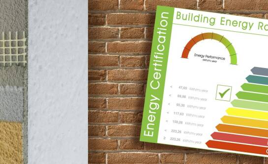 Wpływ energetycznego certyfikatu na oszczędności w blokowych mieszkaniach