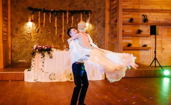 Co wyróżnia nasze podejście do organizacji wesel w stylu staropolskim?