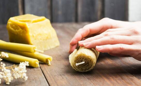 Ręczne wykonanie świec w szkle – co je czyni wyjątkowymi?