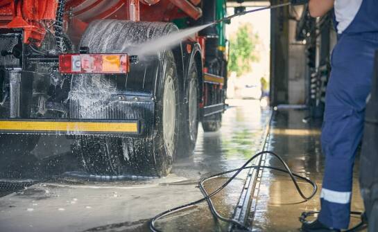 Mobilna samochodowa myjnia a komfort użytkowania pojazdów