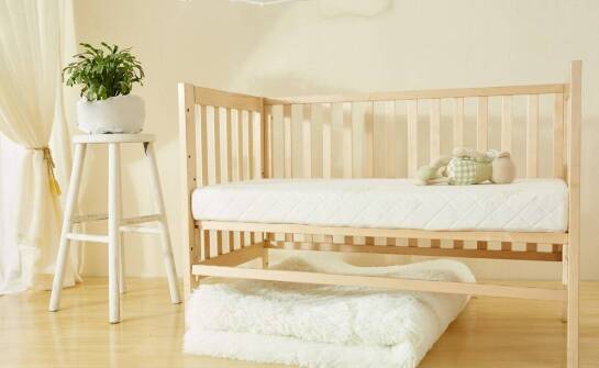 Łóżko dla dziecka – na co zwrócić uwagę przy wyborze materiału?