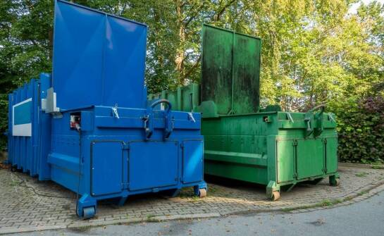 Jakie czynniki wpływają na wybór odpowiedniego kontenera do odpadów?