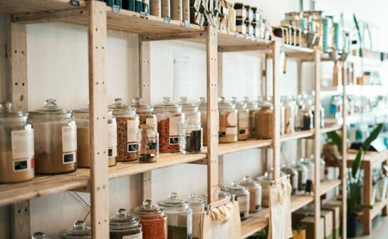 Jak pojemniki do przechowywania wspierają ideę zero waste?