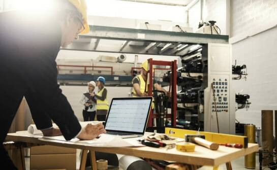 Wpływ audytów technologii produkcji na efektywność energetyczną w firmach