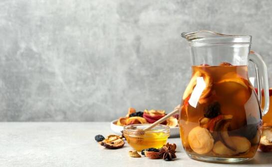 Suszone owoce jako naturalny dodatek do herbaty - co warto wiedzieć?