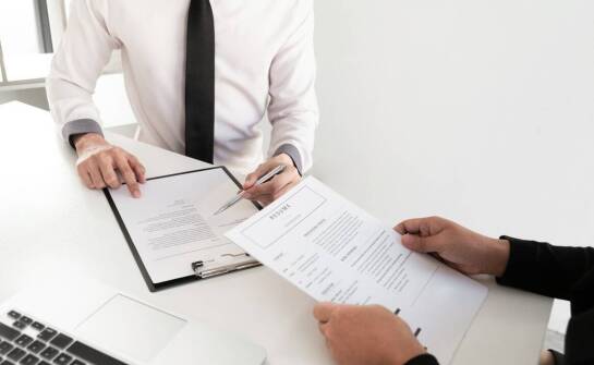 Profesjonalne przygotowywanie dokumentów związanych ze zatrudnieniem