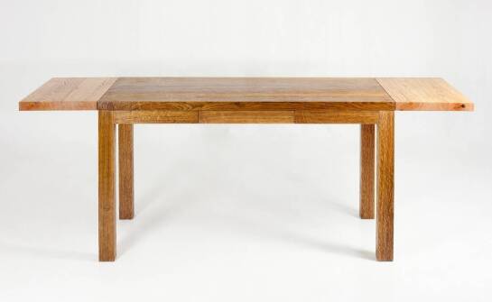 Wysoka jakość i trwałość – dlaczego warto wybrać meble z litego drewna?