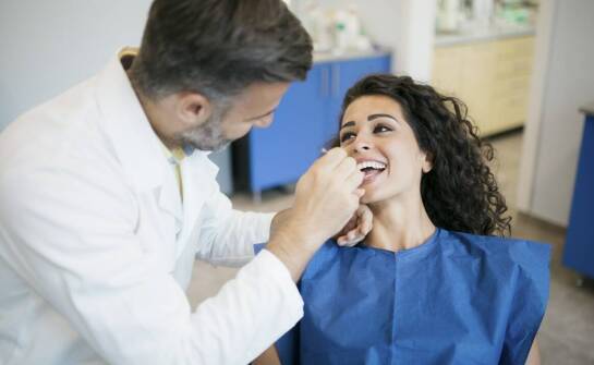 Estetyczna stomatologia a poprawa samooceny pacjenta