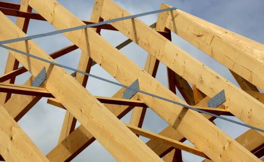 CNC więźba jako element nowoczesnego energooszczędnego budownictwa