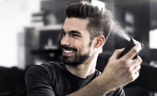 Męskie kosmetyki do włosów – jak wpływają na zdrowie głowy skóry?