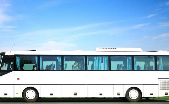 Jakie korzyści oferują busy z Bytomia Odrzańskiego do Szwajcarii?