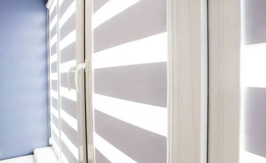 Wybór rzymskich rolet do małych mieszkań – jak optycznie powiększyć przestrzeń?
