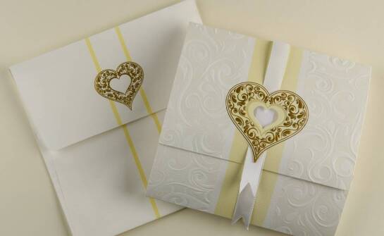 Filigranowe ślubne zaproszenia: subtelność i delikatność w jednym