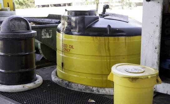 Jak efektywnie zarządzać procesem skupu przepracowanego oleju w firmie?