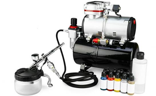 Porównanie wydajności różnych typów malarsko-szpachlarskich agregatów