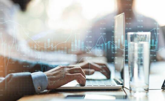 Znaczenie analizy danych przy tworzeniu baz danych konsumenckich