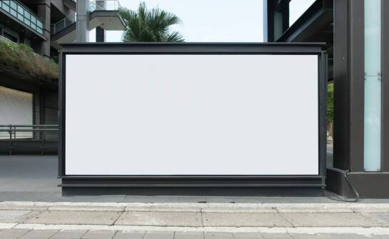 Znaczenie estetyki w projektowaniu reklamowych tablic