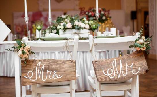 Znaczenie domowego menu przy organizacji przyjęcia weselnego