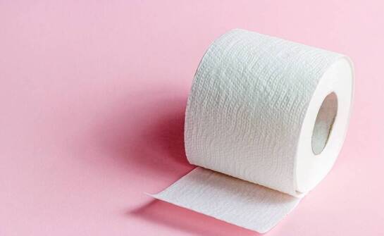 Dlaczego warto postawić na polskiego producenta toaletowego papieru?