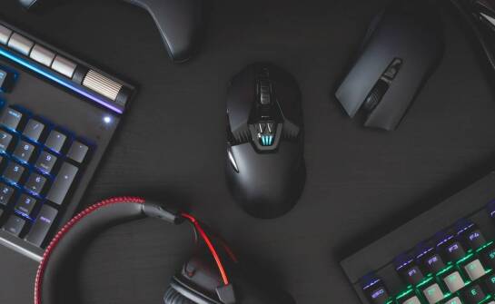 Wie wählt man den idealen Schreibtisch zum Spielen aus? Tipps und Ratschläge