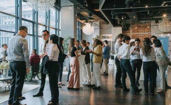 Rola nowoczesnych udogodnień w organizacji okolicznościowych imprez