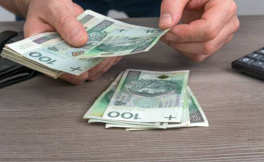 Jakie korzyści płyną z zamawiania większych ilości waluty w kantorze?