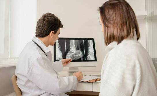 Jakie techniki diagnostyczne nowoczesne wykorzystuje ortopeda?