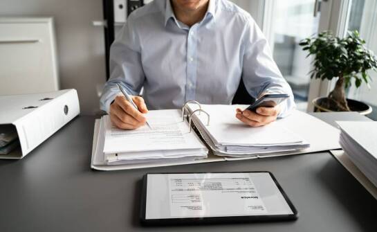 Czym zajmuje się podatkowy doradca i jakie usługi oferuje?