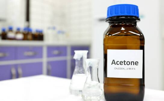 Jakie są korzyści ze stosowania etoksypropanolu jako rozpuszczalnika?