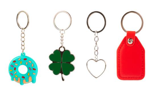 Jakie są najczęstsze błędy przy wyborze breloka do kluczy i jak ich unikać?