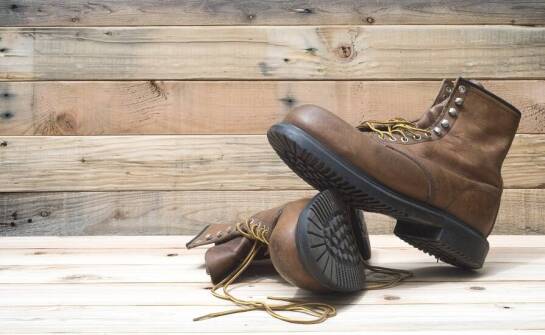 Jakie certyfikaty powinny posiadać robocze buty, aby zapewnić bezpieczeństwo?