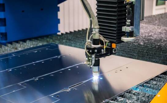 Obróbka skrawaniem metali – kluczowe aspekty dla branży w budownictwie