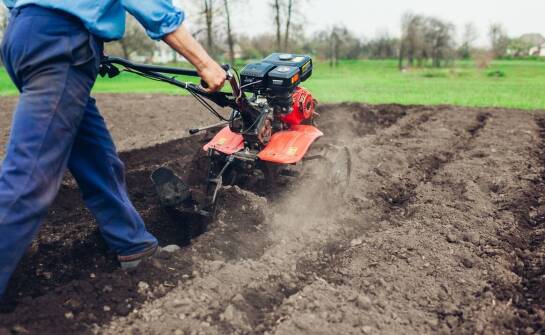 Możliwości zastosowania glebogryzarki w różnych budowlanych projektach