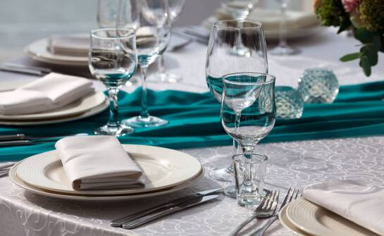 Najmodniejsze drukowane wzory obrusów na wymiar