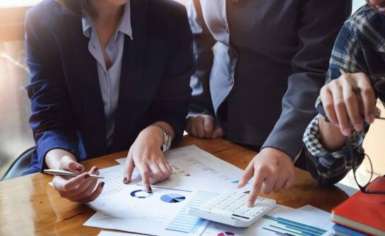 Wsparcie prawnika w procesie restrukturyzacji energetycznych przedsiębiorstw