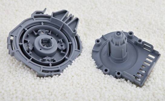 Jak polimerowo-ceramiczne kompozyty wpływają na efektywność produkcji?