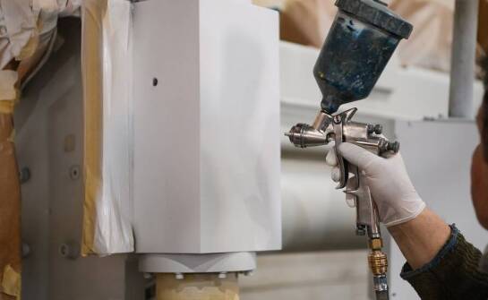 Tlenek glinu w produkcji ochronnych powłok dla przemysłu mechanicznego