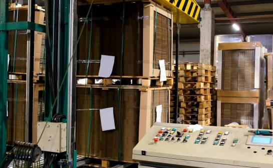 Was bietet ein Palettenhersteller in Polen an?