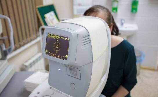 Rola tomografii rogówki w identyfikacji przyczyn suchego oka