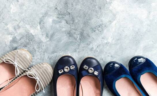 Modne kolory wśród damskich pantofli na bieżący sezon