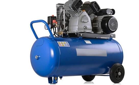 Jakie są najczęstsze wyzwania związane z eksploatacją śrubowych kompresorów?