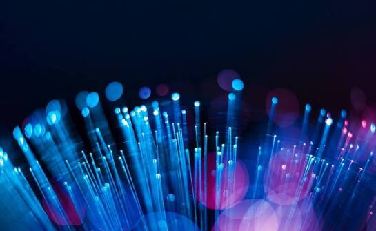 Wpływ układania światłowodu na rozwój smart city