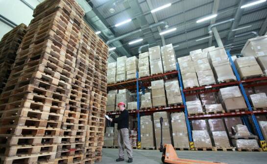 Rola fachowego doradztwa w procesie zamawiania niestandardowych palet