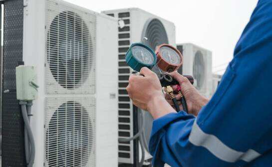 Instalacja pomp ciepła: kluczowe techniczne i prawne aspekty